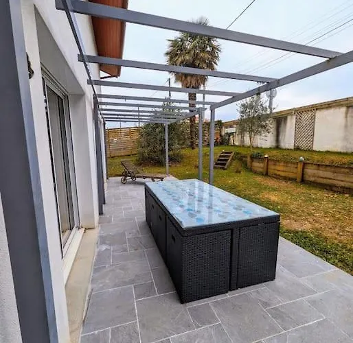 Pastisse Yourhosthelper Hébergement de vacances