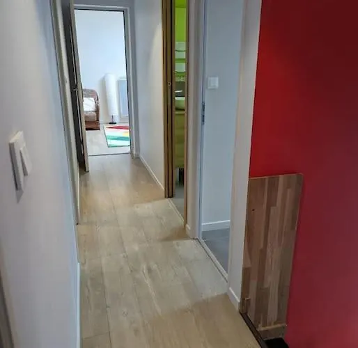 Pastisse Yourhosthelper Anglet